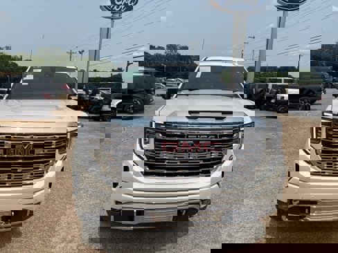 Used 2023 GMC Sierra 1500 Denali w/ Denali Reserve Package image 4