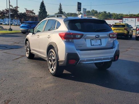 Used 2020 Subaru Crosstrek 2.0i Limited image 3
