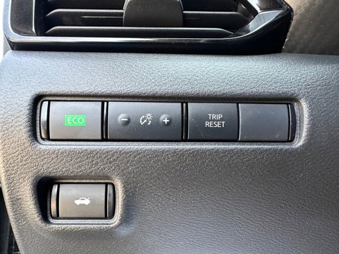 Used 2022 Nissan Sentra SV image 14