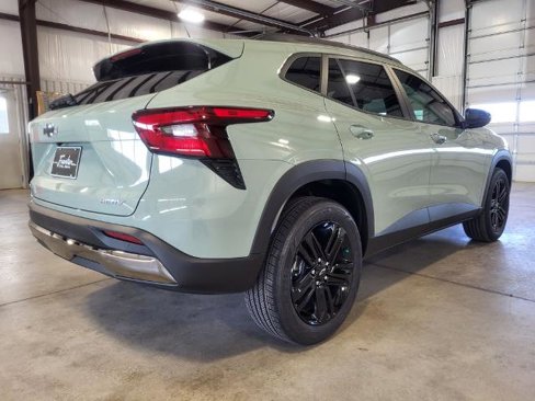 New 2025 Chevrolet Trax ACTIV w/ Sunroof Package image 5