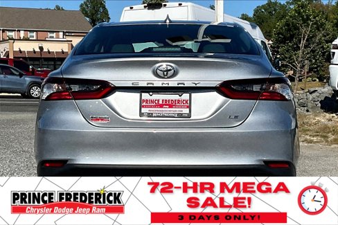 Used 2024 Toyota Camry LE image 4