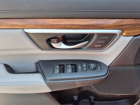 Used 2022 Honda CR-V Touring image 14