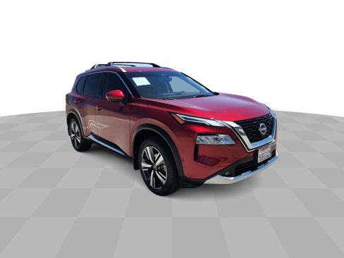 Used 2022 Nissan Rogue Platinum w/ Head-Up Display Package image 2