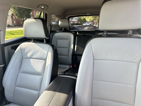 Used 2024 GMC Terrain SLT image 11