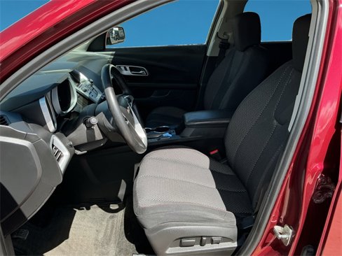Used 2017 Chevrolet Equinox LT w/ Convenience Package image 6