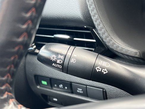 Certified 2022 Nissan Sentra SR image 11
