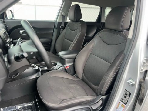 Used 2017 Kia Soul image 14
