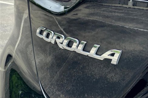 Used 2024 Toyota Corolla LE image 29