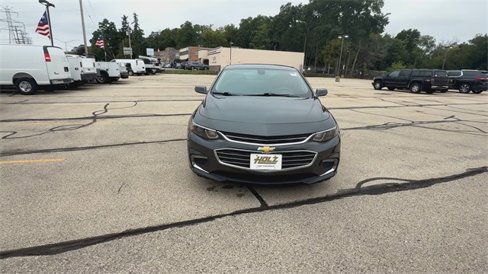 Certified 2018 Chevrolet Malibu LT image 3