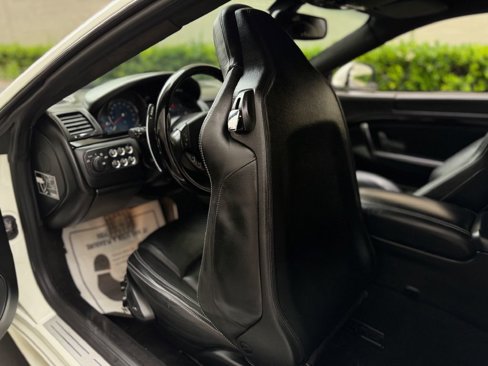 Used 2014 Maserati GranTurismo Sport image 30