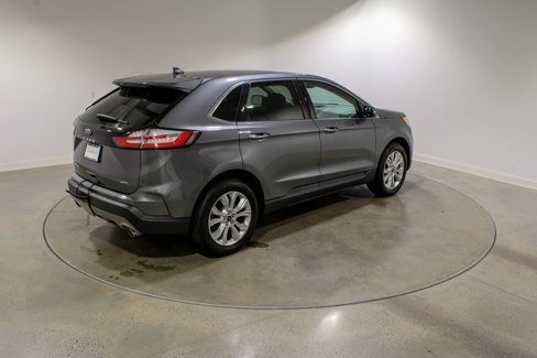 Used 2024 Ford Edge Titanium image 5