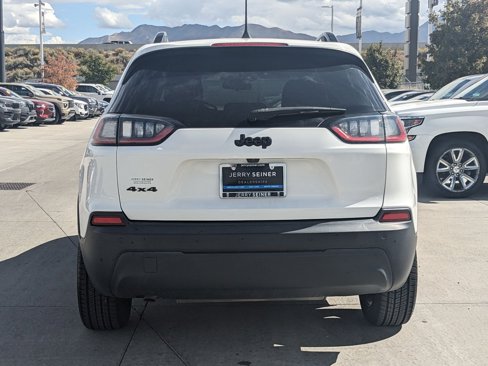 Used 2019 Jeep Cherokee Latitude Plus image 4