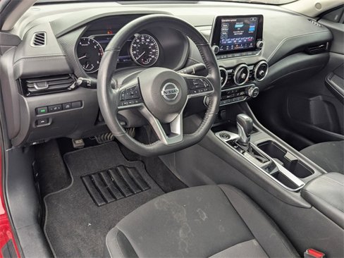 Used 2022 Nissan Sentra SV image 17