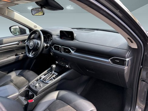Used 2020 MAZDA CX-5 Touring image 27