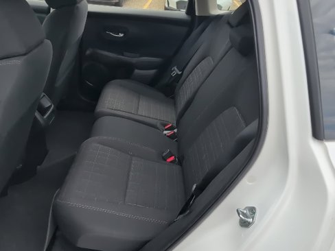 Used 2023 Honda HR-V LX image 12