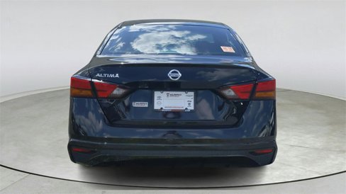 Used 2022 Nissan Altima 2.5 S image 5