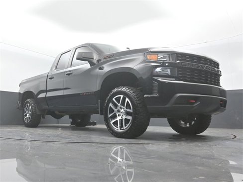 Used 2019 Chevrolet Silverado 1500 Custom Trail Boss w/ Custom Convenience Package image 17