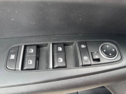 Used 2022 Kia Forte LXS w/ LXS Technology Package image 24