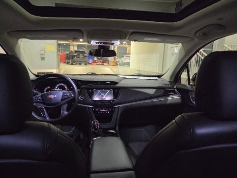 Used 2019 Cadillac XT5 Luxury image 17
