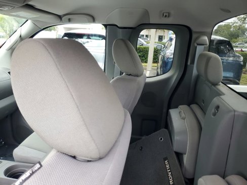 Used 2019 Nissan Frontier S image 9