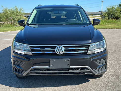 Used 2021 Volkswagen Tiguan S image 11