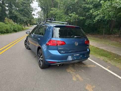 Used 2015 Volkswagen Golf SE image 8