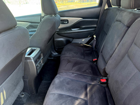 Used 2016 Nissan Murano SV w/ Premium Package image 39