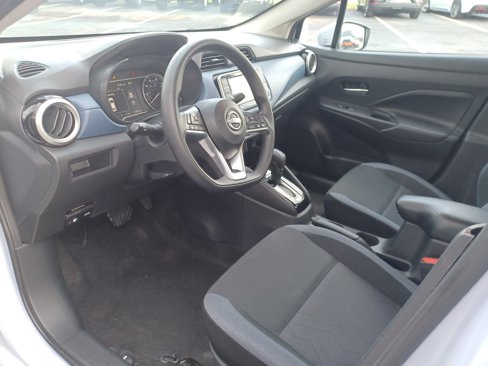 Used 2024 Nissan Versa SV w/ Trunk Package image 12