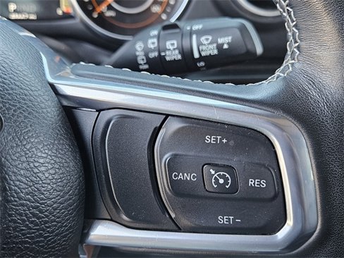 Used 2022 Jeep Wrangler Unlimited Sahara w/ Cold Weather Group image 29