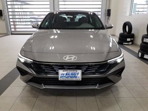 New 2025 Hyundai Elantra SEL w/ Cargo Package image 20