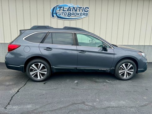 Used 2018 Subaru Outback 3.6R Limited image 3