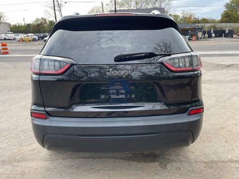 Used 2019 Jeep Cherokee Latitude w/ Popular Appearance Group image 6