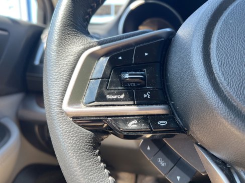 Used 2018 Subaru Outback 2.5i Limited image 17
