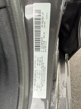 Used 2015 Chrysler 200 Limited image 21