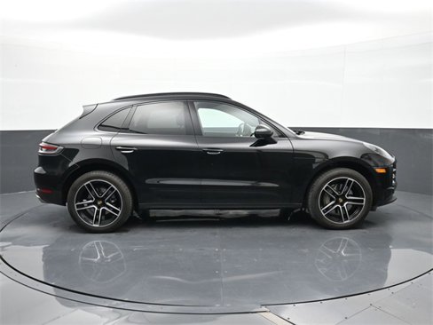 Certified 2021 Porsche Macan S image 25