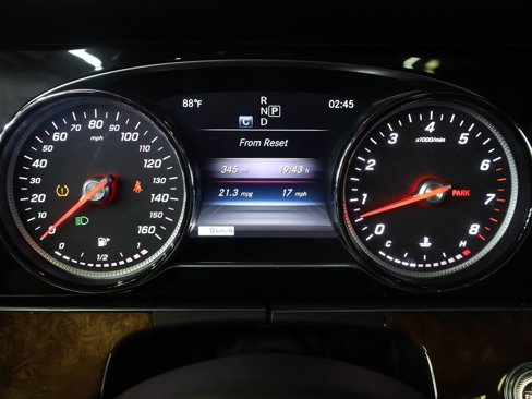 Used 2017 Mercedes-Benz E 300 4MATIC image 13