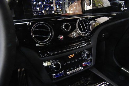 Used 2024 Rolls-Royce Spectre w/ Spectre Launch Package image 16