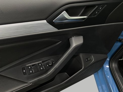 New 2025 Volkswagen Jetta Sport image 28