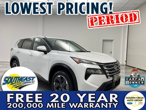 Used 2024 Nissan Rogue SV image 1