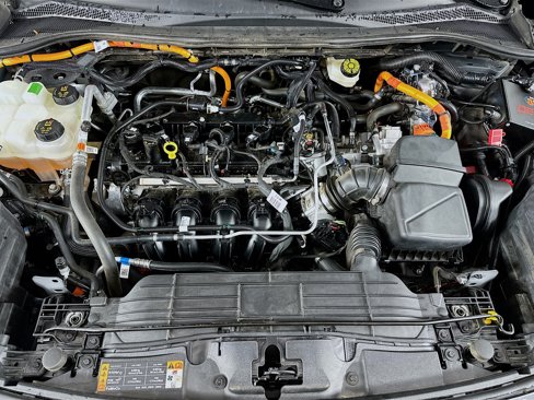 Used 2021 Ford Escape Titanium image 34