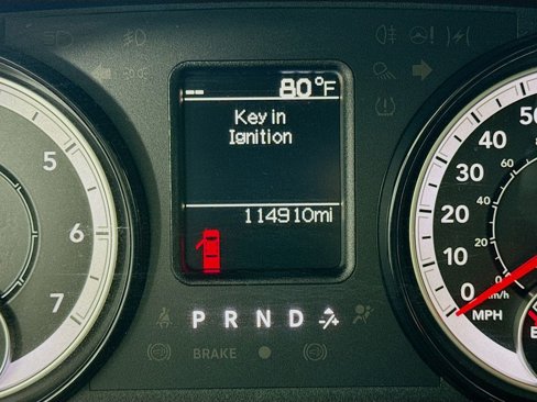Used 2021 RAM 1500 Classic SLT image 12
