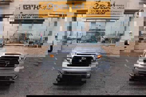 Used 2011 Toyota Tundra 2WD Double Cab w/ Tow Pkg image 4