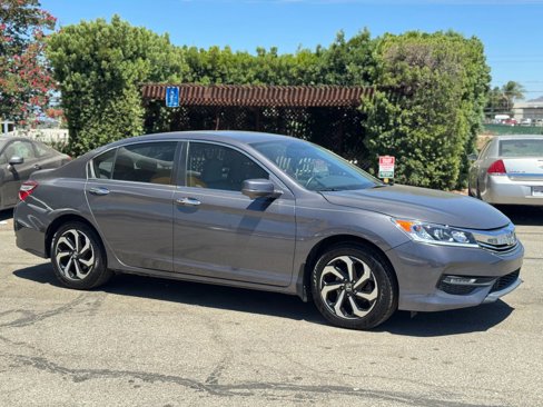 Used 2017 Honda Accord EX-L image 5