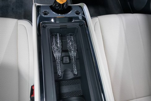 Used 2023 Bentley Bentayga Extended Wheelbase image 91