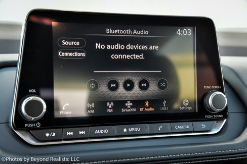 Used 2023 Nissan Rogue SV image 40