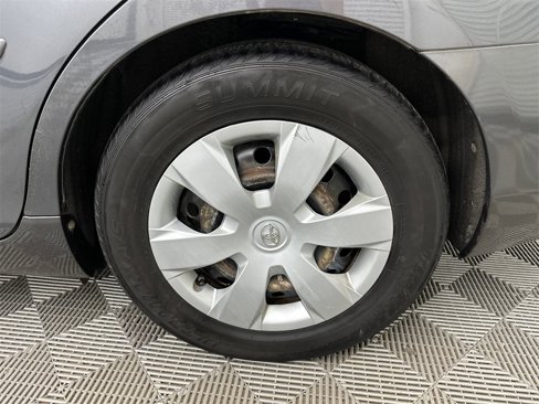 Used 2009 Toyota Camry LE image 19