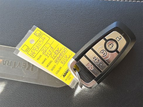 Used 2017 Ford Edge Titanium w/ Equipment Group 301A image 17