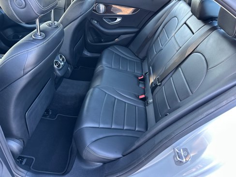 Used 2018 Mercedes-Benz C 300 4MATIC Sedan image 21