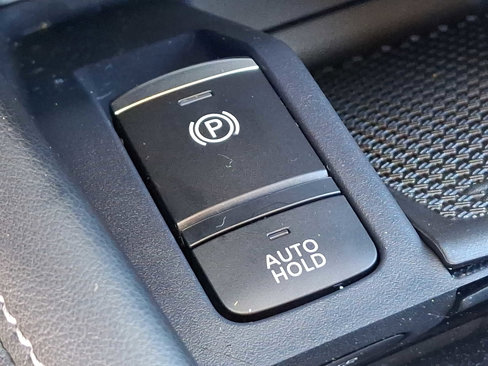 Used 2024 Nissan Kicks SV image 25