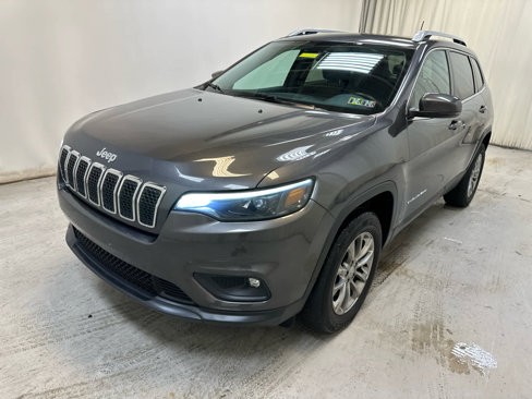Used 2019 Jeep Cherokee Latitude Plus w/ Cold Weather Group image 9